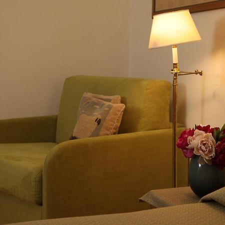 Hotel Residenza Le 6 A Trieste Esterno foto