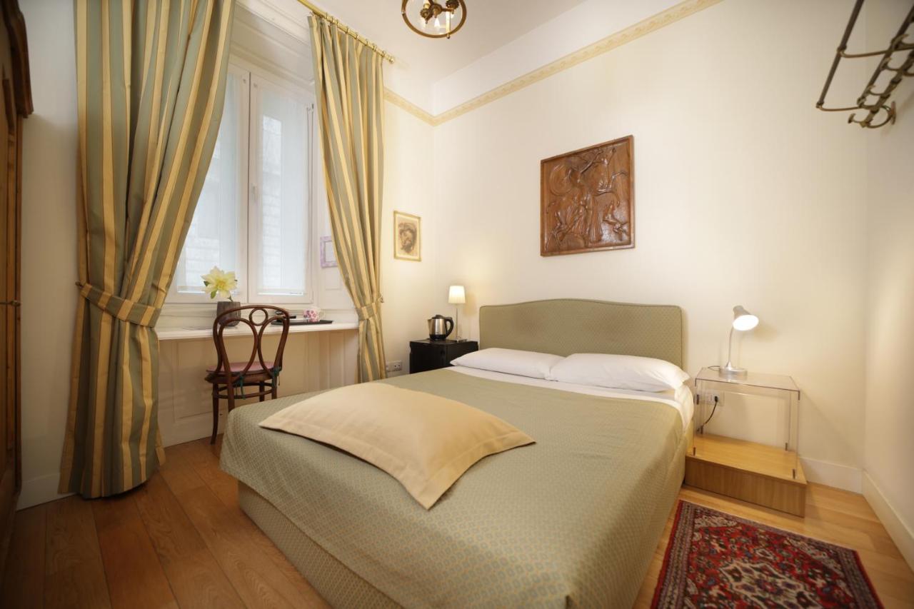 Hotel Residenza Le 6 A Trieste Esterno foto