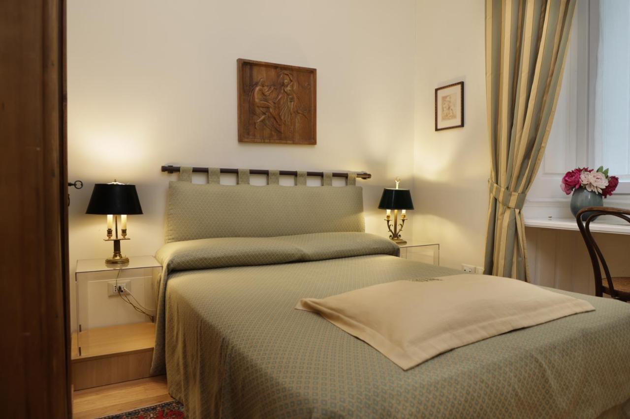 Hotel Residenza Le 6 A Trieste Esterno foto