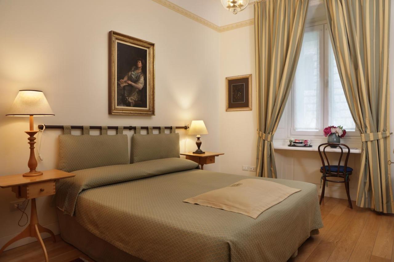 Hotel Residenza Le 6 A Trieste Esterno foto