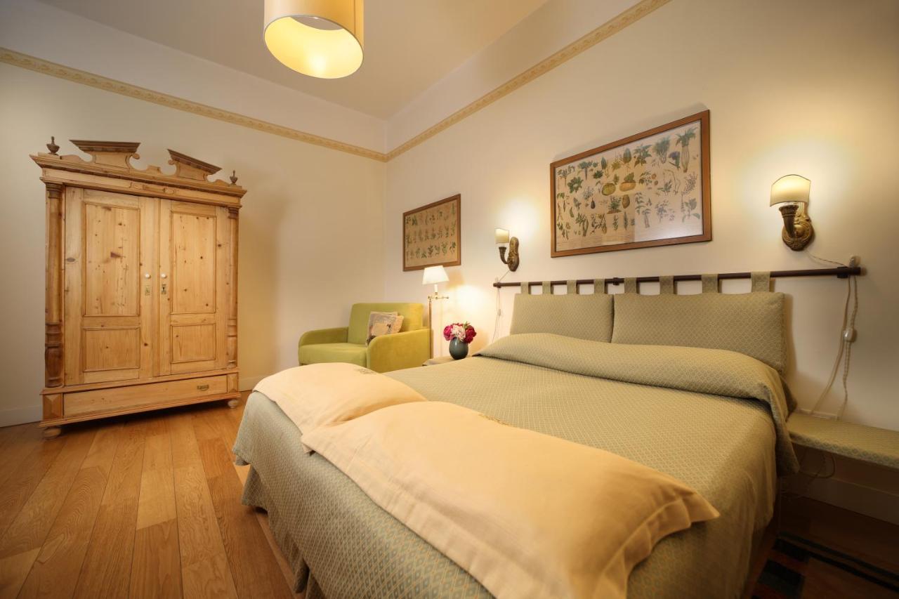 Hotel Residenza Le 6 A Trieste Esterno foto