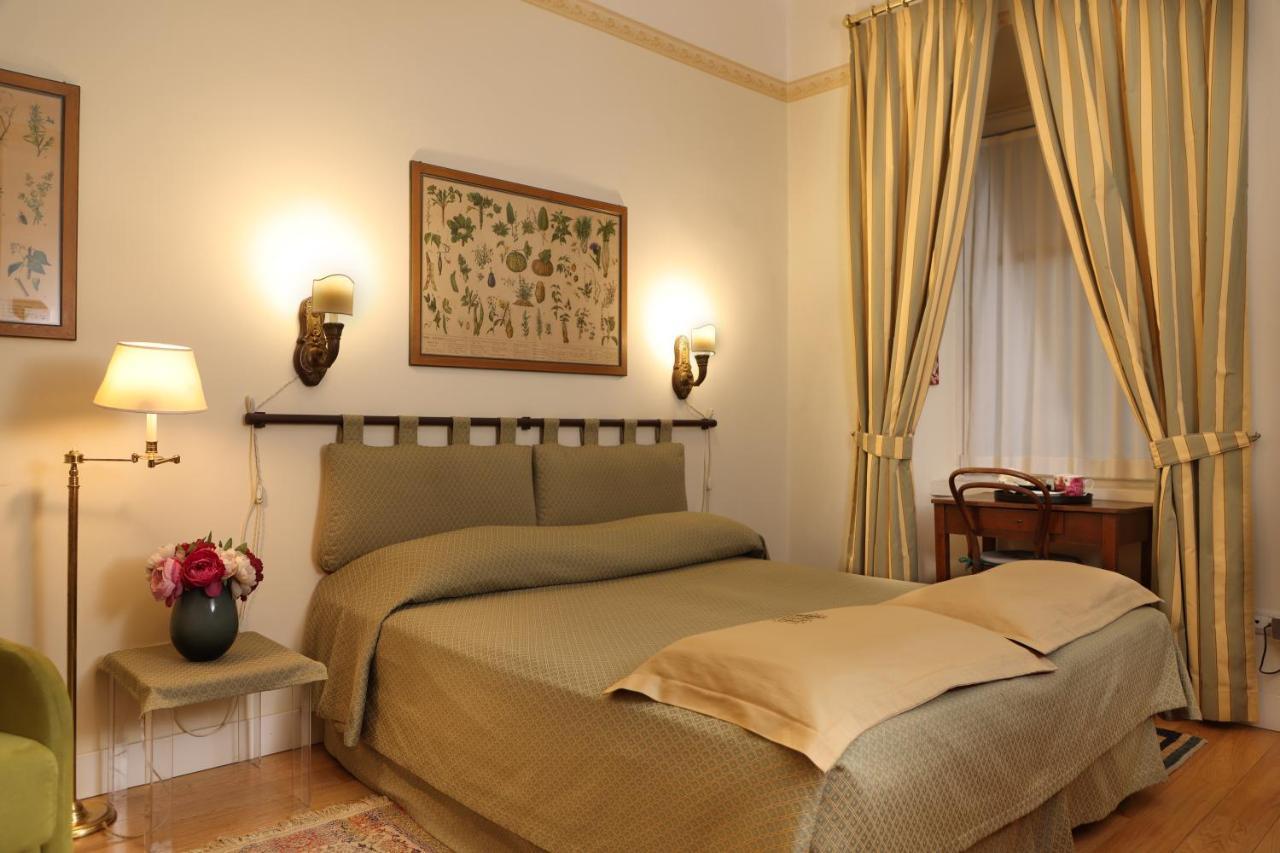 Hotel Residenza Le 6 A Trieste Esterno foto