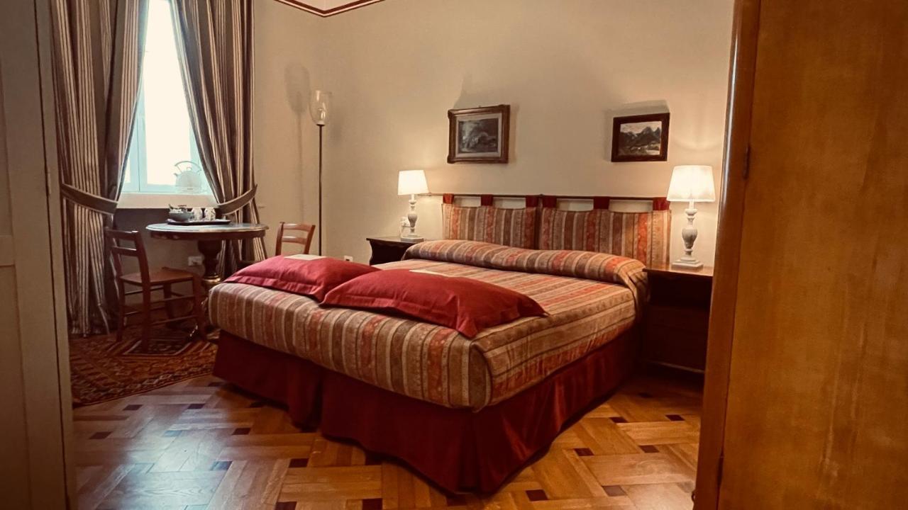 Hotel Residenza Le 6 A Trieste Esterno foto