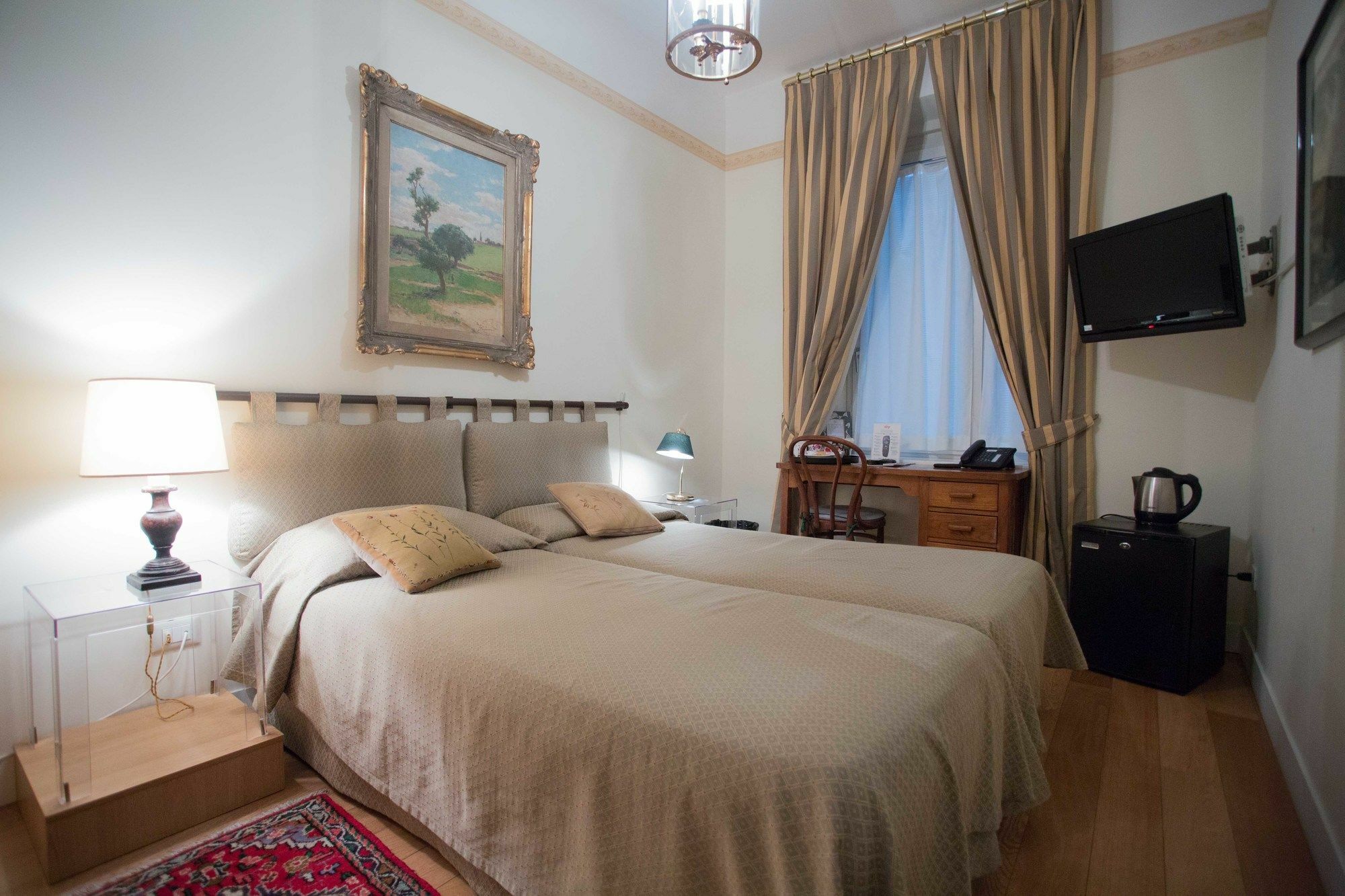 Hotel Residenza Le 6 A Trieste Esterno foto